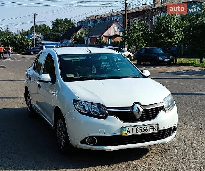 Renault Logan 2014