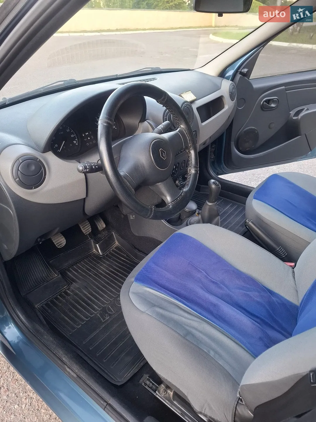 2010 Renault Logan - мініатюра 6