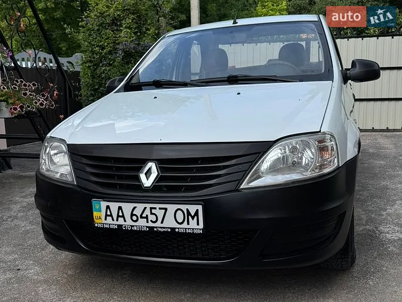 Renault Logan 2011