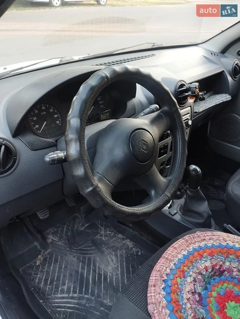 2010 Renault Logan - мініатюра 14