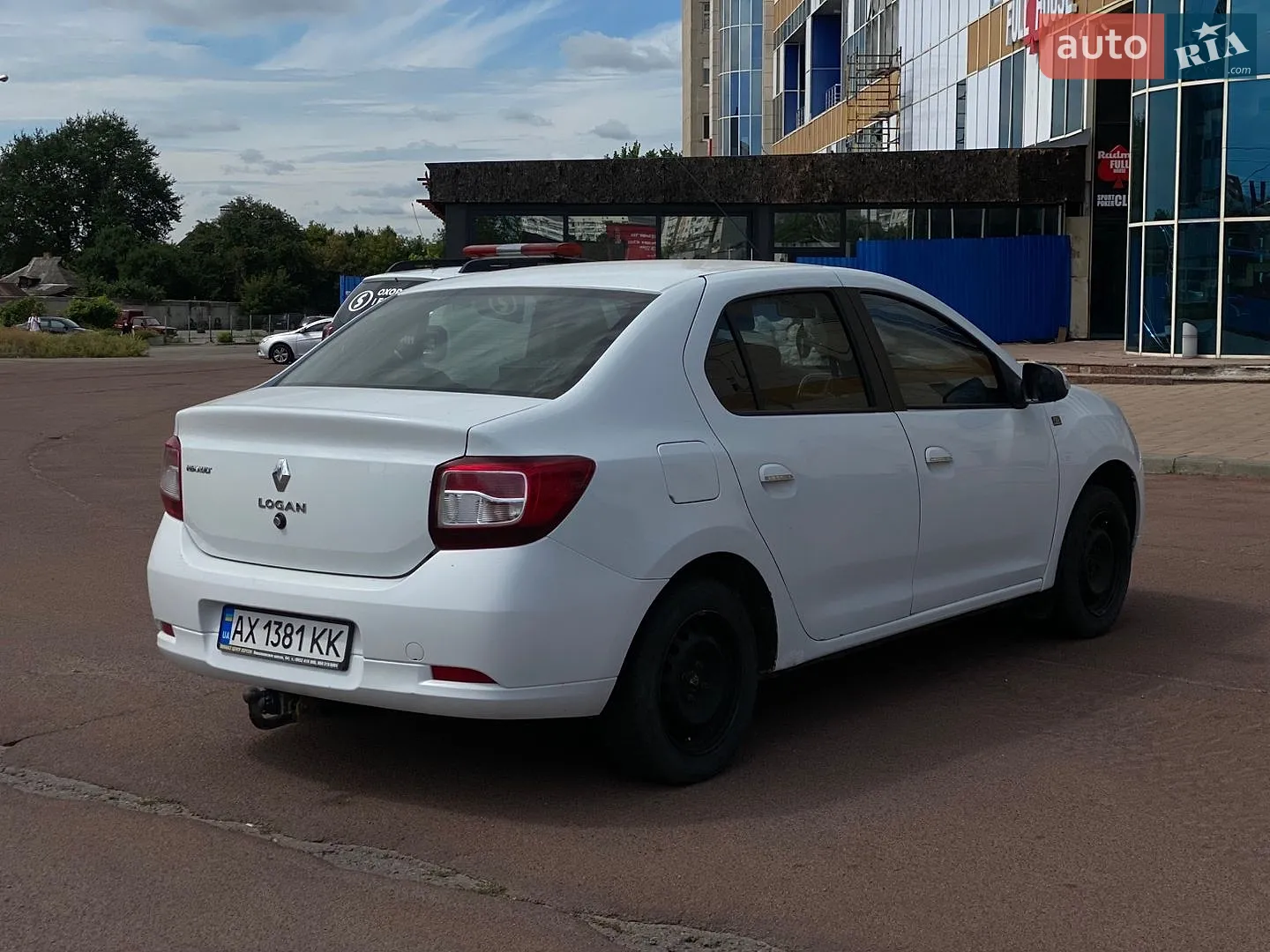 2013 Renault Logan - мініатюра 4