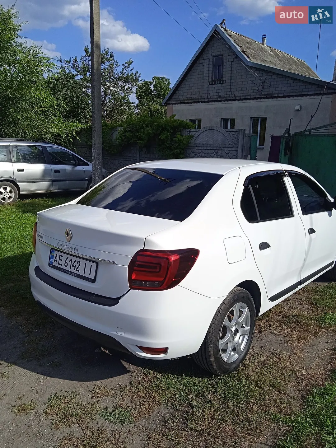 2019 Renault Logan - мініатюра 11