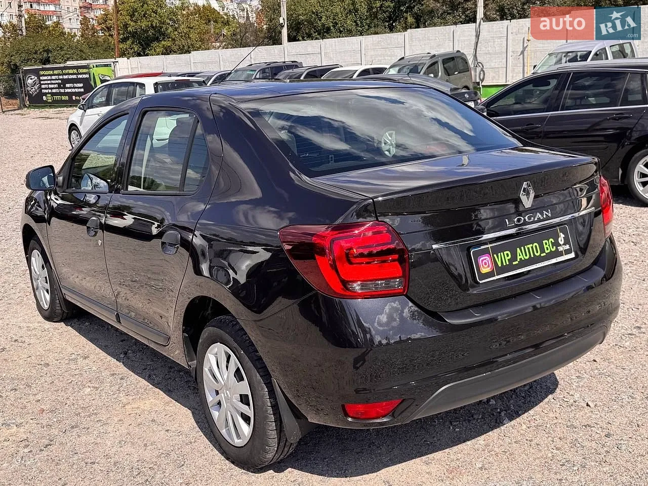 2022 Renault Logan - мініатюра 2