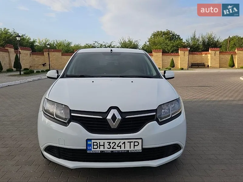 Renault Logan 2013