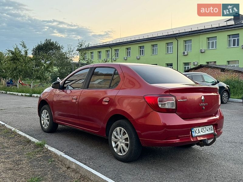 Седан Renault Logan 2013 в Києві