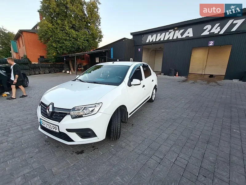 Renault Logan
