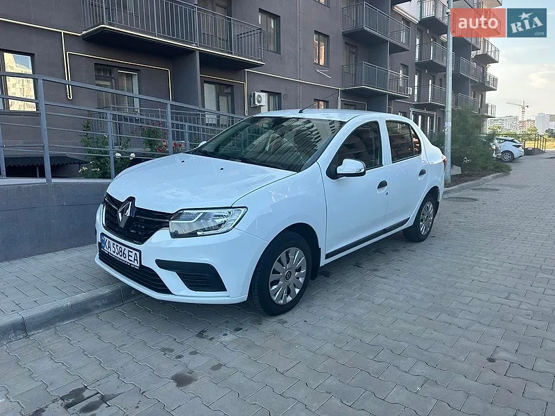 Renault Logan 2021