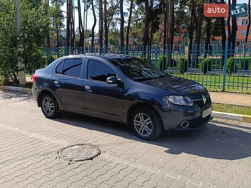 Renault Logan 2016