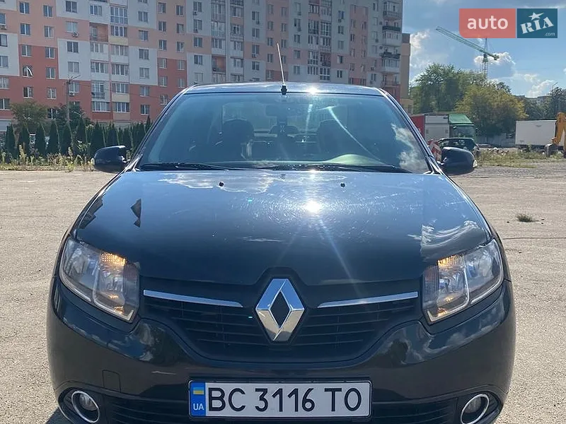 Renault Logan 2013