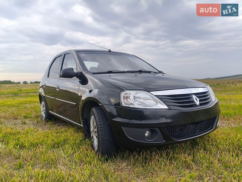 Седан Renault Logan 2009 в Кельменцах