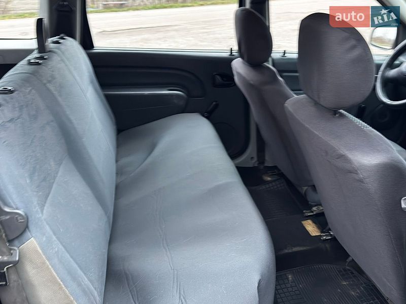 Универсал Renault Logan 2010 в Житомире