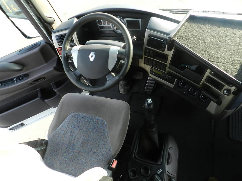 Тягач Renault Magnum 2007 в Киеве