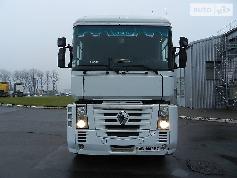 Тягач Renault Magnum 2007 в Киеве