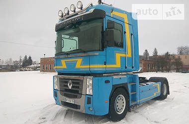 Renault Magnum 2011