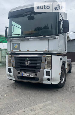 Тягач Renault Magnum 2009 в 