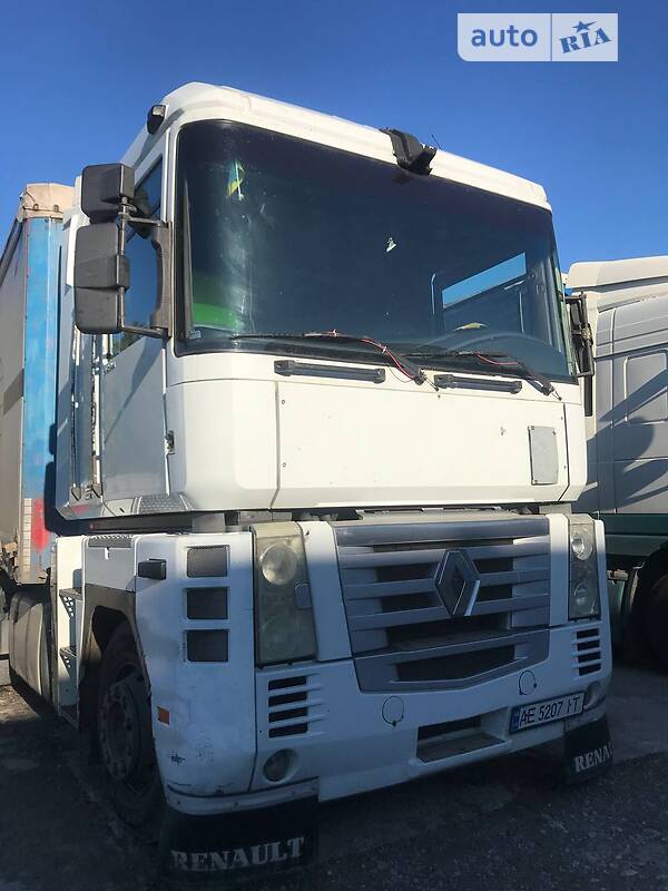 Тягач Renault Magnum 2008 в Каменском
