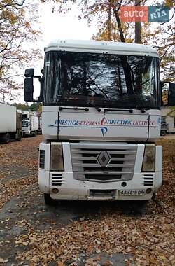 Тягач Renault Magnum 2002 в 