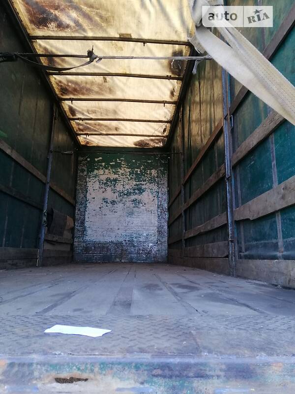 Тентованый Renault Magnum 2003 в Днепре