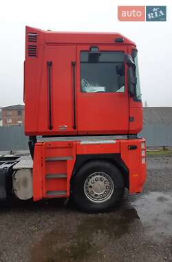 Тягач Renault Magnum 2007 в Иршаве