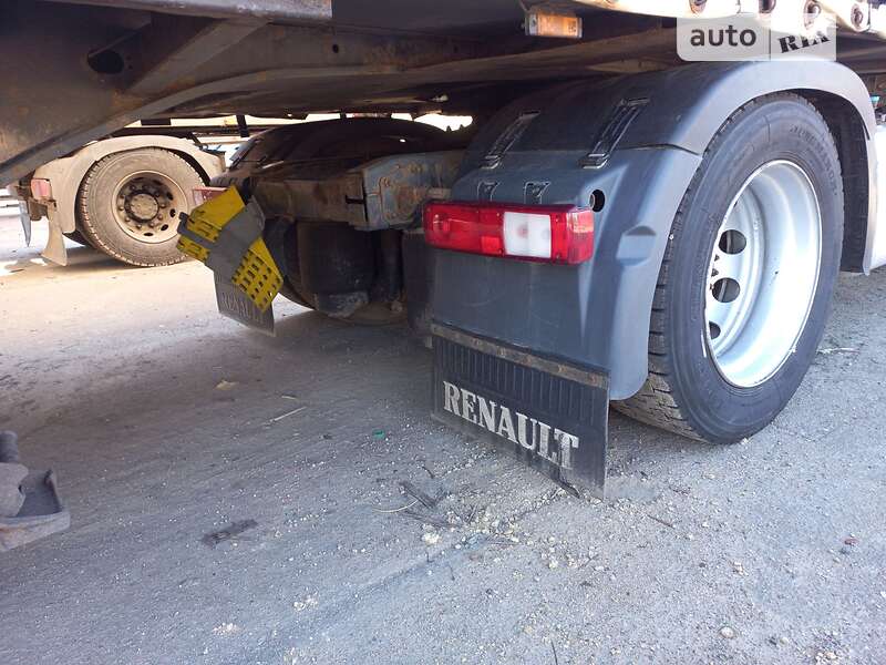 Тягач Renault Magnum 2005 в Харкові