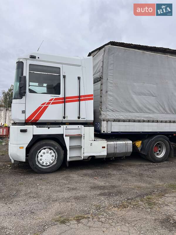 Тягач Renault Magnum 2004 в Луцьку