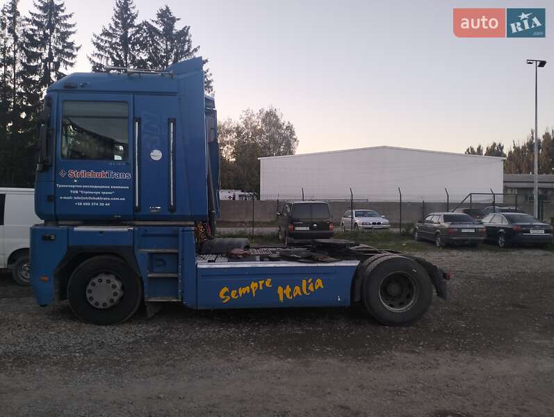 Тягач Renault Magnum 2007 в Черновцах