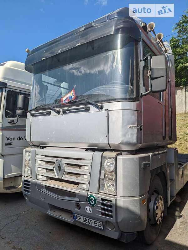 Тягач Renault Magnum 2003 в Запорожье
