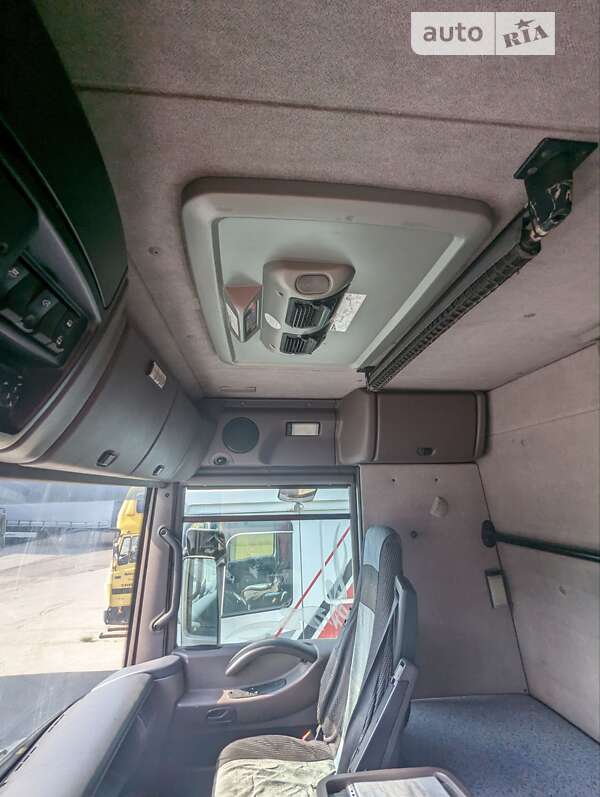 Тягач Renault Magnum 2003 в Запорожье