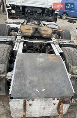 Тягач Renault Magnum 2011 в 