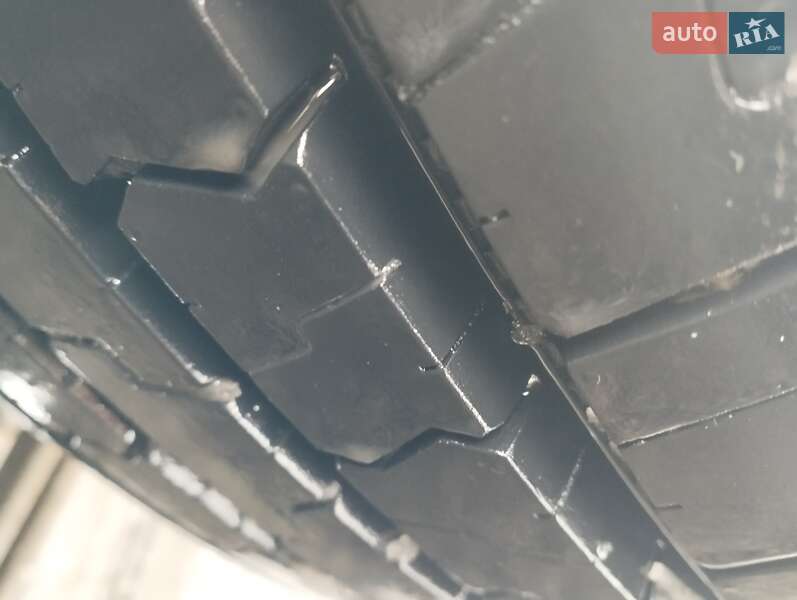 Тягач Renault Magnum 2004 в Лубнах