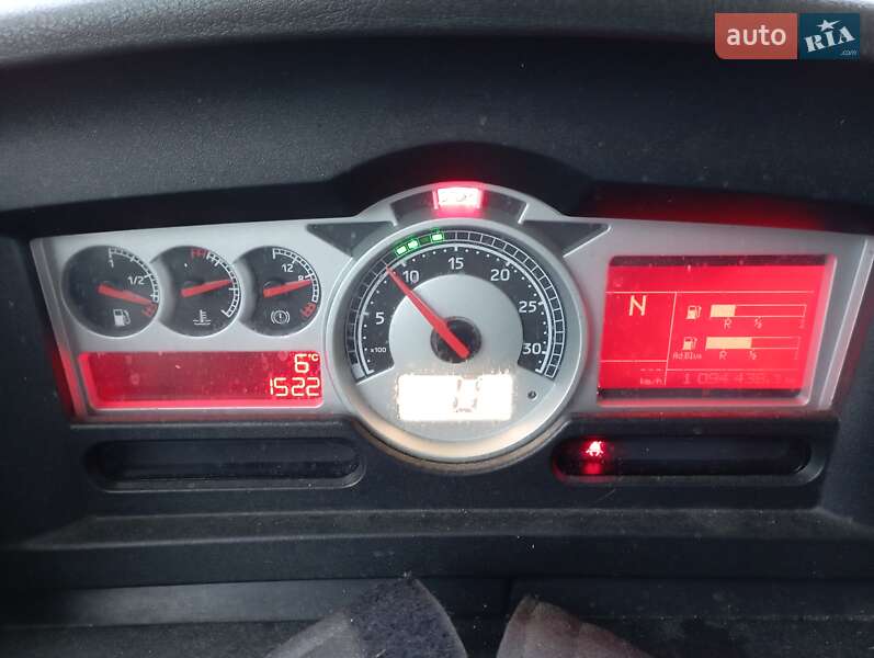 Тягач Renault Magnum 2012 в Львове