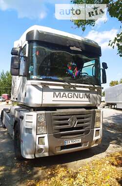 Тягач Renault Magnum 2012 в 