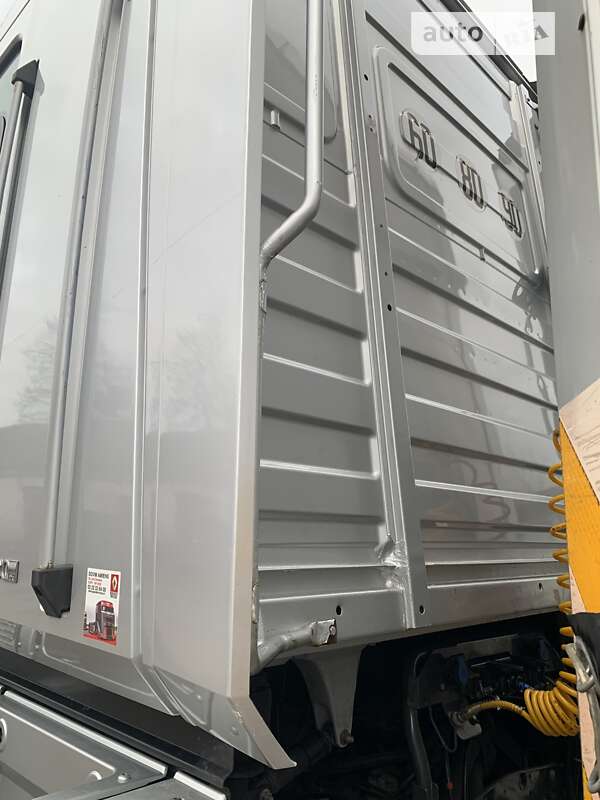 Тягач Renault Magnum 2011 в Турійську