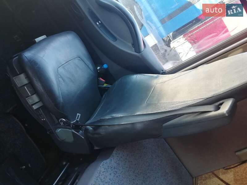 Тягач Renault Magnum 2003 в Чернигове