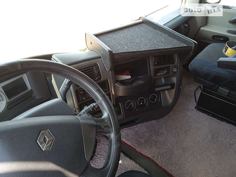 Тягач Renault Magnum 2010 в Вінниці