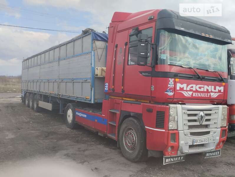 Тягач Renault Magnum 2001 в Томашполе