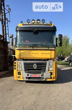 Тягач Renault Magnum 2008 в Ставище