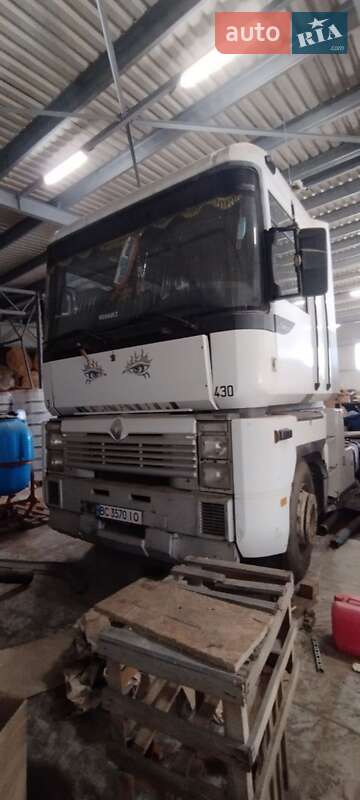Renault Magnum 1999