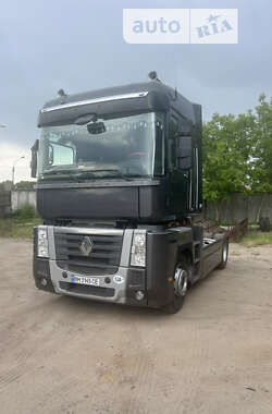 Тягач Renault Magnum 2010 в Киеве