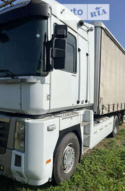 Тягач Renault Magnum 2009 в 