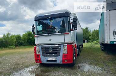 Тягач Renault Magnum 2012 в 