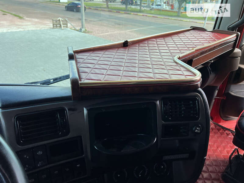 Тягач Renault Magnum 2009 в Овручі