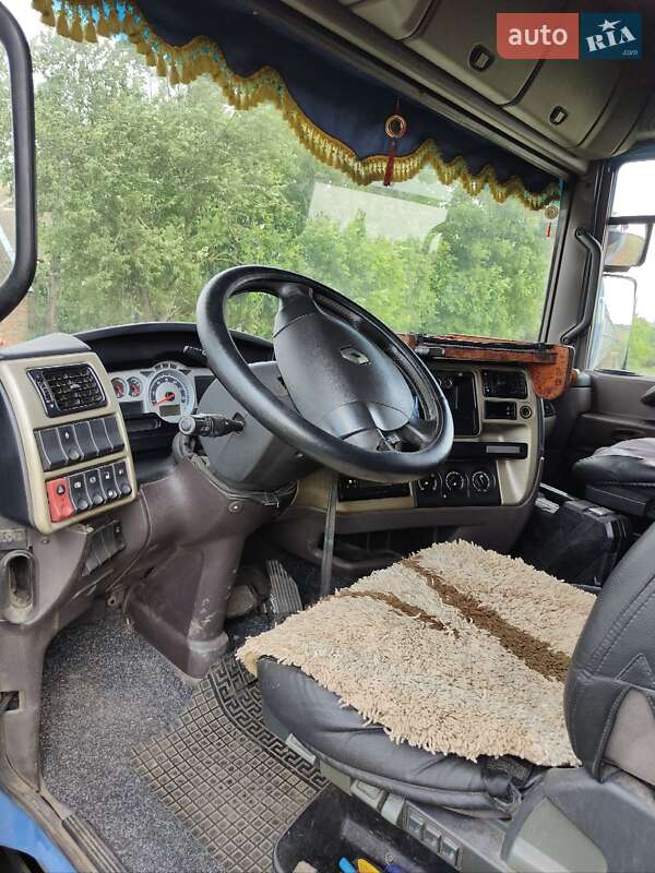 Тягач Renault Magnum 2007 в Казанке