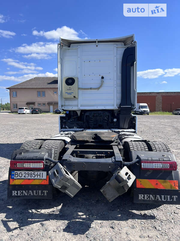 Тягач Renault Magnum 2008 в Львові
