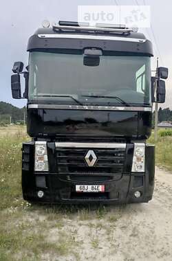 Renault Magnum 2012