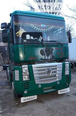Тягач Renault Magnum 2005 в 