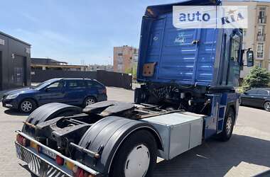 Тягач Renault Magnum 2001 в 