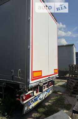 Тягач Renault Magnum 2005 в 