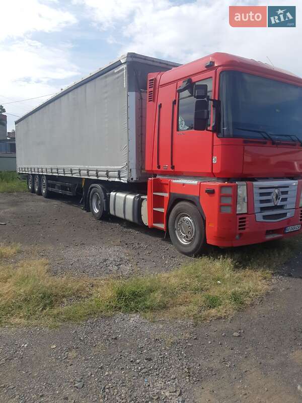 Тягач Renault Magnum 2007 в Иршаве