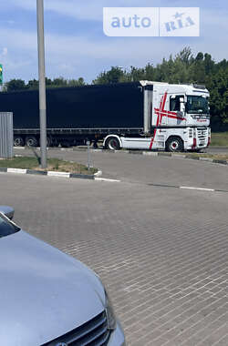 Тягач Renault Magnum 2011 в 